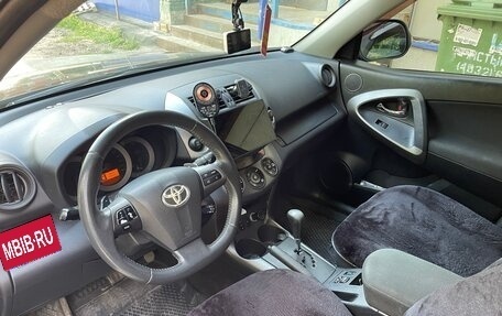 Toyota RAV4, 2012 год, 1 690 000 рублей, 7 фотография