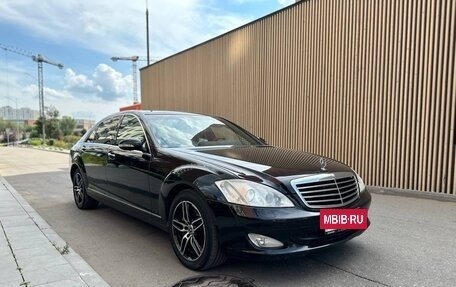 Mercedes-Benz S-Класс, 2008 год, 1 900 000 рублей, 24 фотография