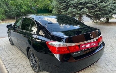 Honda Accord IX рестайлинг, 2013 год, 1 190 000 рублей, 2 фотография