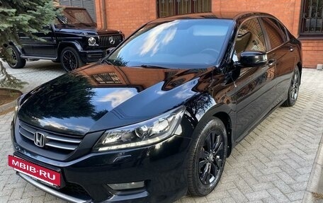 Honda Accord IX рестайлинг, 2013 год, 1 190 000 рублей, 4 фотография