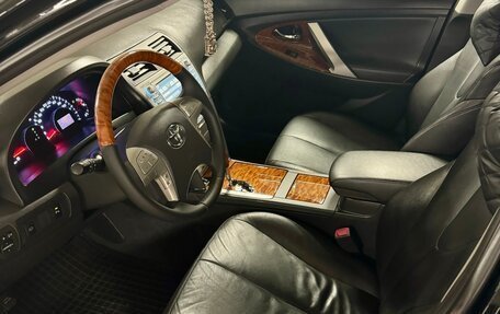Toyota Camry, 2011 год, 2 200 000 рублей, 11 фотография