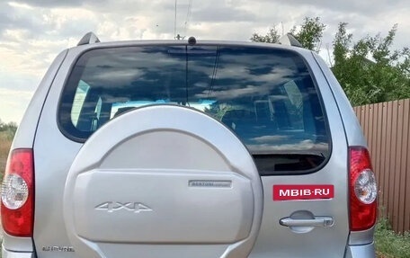 Chevrolet Niva I рестайлинг, 2011 год, 550 000 рублей, 2 фотография