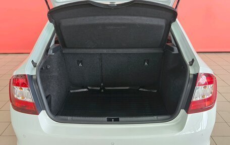 Skoda Rapid I, 2018 год, 1 075 000 рублей, 17 фотография