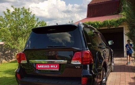 Toyota Land Cruiser 200, 2015 год, 5 200 000 рублей, 2 фотография
