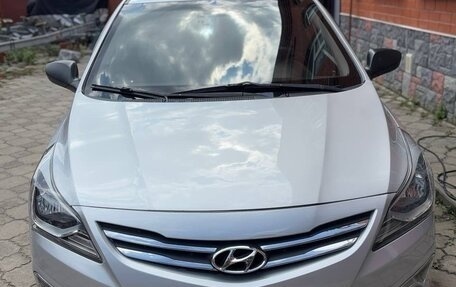 Hyundai Solaris II рестайлинг, 2014 год, 780 000 рублей, 1 фотография