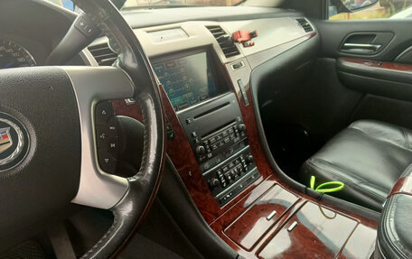 Cadillac Escalade III, 2008 год, 1 650 000 рублей, 5 фотография