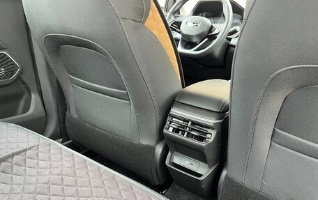 Geely Emgrand, 2024 год, 1 700 000 рублей, 2 фотография