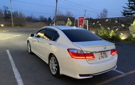 Honda Accord IX рестайлинг, 2014 год, 1 820 000 рублей, 29 фотография
