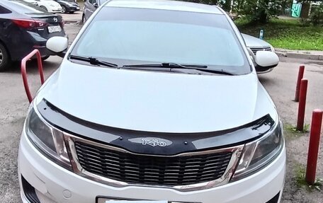 KIA Rio III рестайлинг, 2013 год, 890 000 рублей, 3 фотография