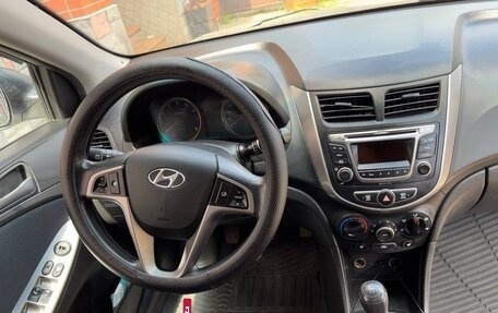 Hyundai Solaris II рестайлинг, 2014 год, 780 000 рублей, 9 фотография