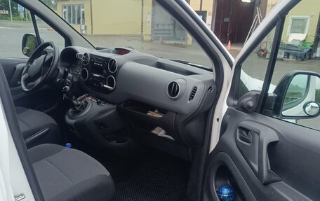 Peugeot Partner II рестайлинг 2, 2021 год, 1 600 000 рублей, 8 фотография