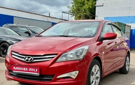 Hyundai Solaris II рестайлинг, 2015 год, 815 000 рублей, 2 фотография