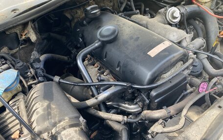 Volkswagen Touareg III, 2005 год, 500 000 рублей, 9 фотография