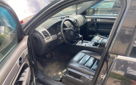 Volkswagen Touareg III, 2005 год, 500 000 рублей, 6 фотография