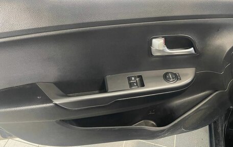 KIA Rio III рестайлинг, 2015 год, 644 000 рублей, 14 фотография