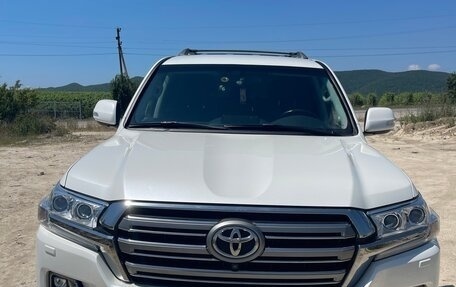 Toyota Land Cruiser 200, 2016 год, 6 250 000 рублей, 1 фотография