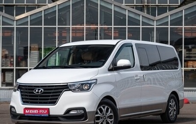 Hyundai H-1 II рестайлинг, 2019 год, 3 500 000 рублей, 1 фотография