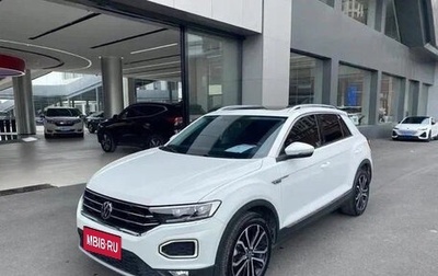 Volkswagen T-Roc I, 2021 год, 1 600 200 рублей, 1 фотография