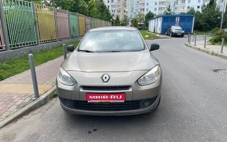 Renault Fluence I, 2012 год, 647 000 рублей, 1 фотография