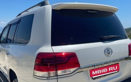 Toyota Land Cruiser 200, 2016 год, 6 250 000 рублей, 9 фотография