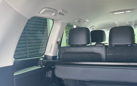 Toyota Land Cruiser 200, 2016 год, 6 250 000 рублей, 23 фотография