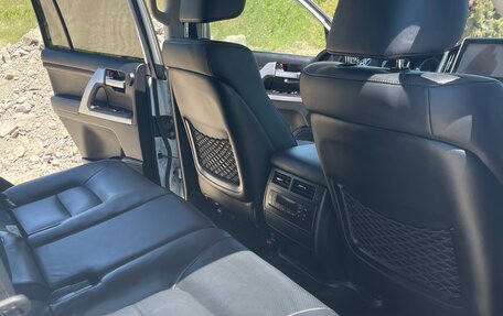 Toyota Land Cruiser 200, 2016 год, 6 250 000 рублей, 17 фотография