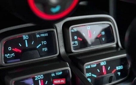 Chevrolet Camaro IV, 2010 год, 2 000 000 рублей, 6 фотография