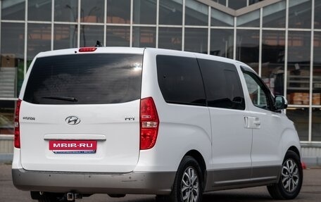 Hyundai H-1 II рестайлинг, 2019 год, 3 500 000 рублей, 4 фотография