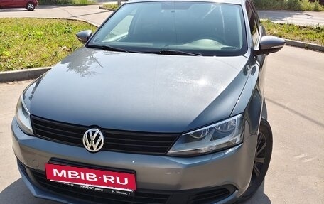 Volkswagen Jetta VI, 2012 год, 1 100 000 рублей, 12 фотография