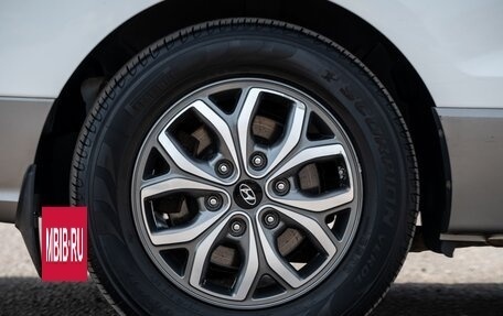 Hyundai H-1 II рестайлинг, 2019 год, 3 500 000 рублей, 12 фотография