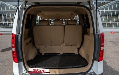 Hyundai H-1 II рестайлинг, 2019 год, 3 500 000 рублей, 21 фотография