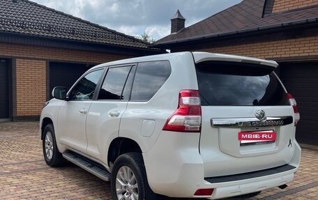 Toyota Land Cruiser Prado 150 рестайлинг 2, 2014 год, 3 550 000 рублей, 3 фотография