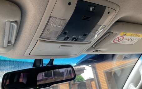 Toyota Land Cruiser Prado 150 рестайлинг 2, 2014 год, 3 550 000 рублей, 17 фотография