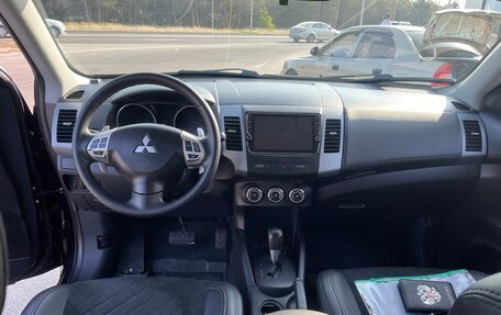 Mitsubishi Outlander III рестайлинг 3, 2011 год, 1 499 999 рублей, 6 фотография