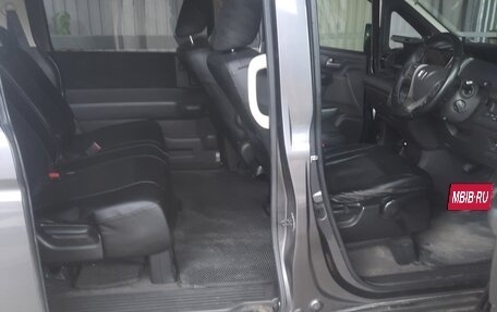 Honda Stepwgn IV, 2014 год, 1 650 000 рублей, 4 фотография