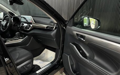 Toyota Highlander, 2025 год, 5 599 000 рублей, 17 фотография