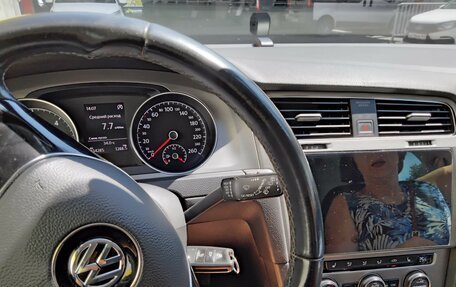 Volkswagen Golf VII, 2014 год, 1 300 000 рублей, 5 фотография