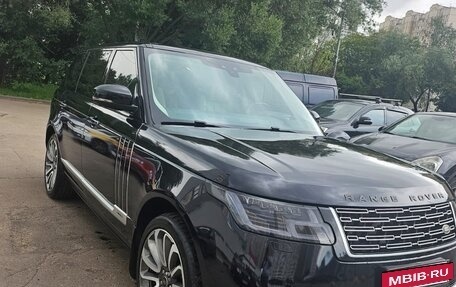 Land Rover Range Rover IV рестайлинг, 2017 год, 4 750 000 рублей, 5 фотография