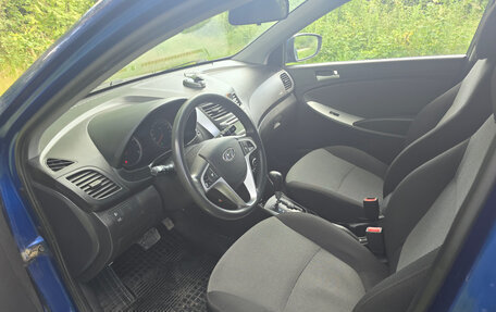 Hyundai Solaris II рестайлинг, 2011 год, 694 000 рублей, 9 фотография