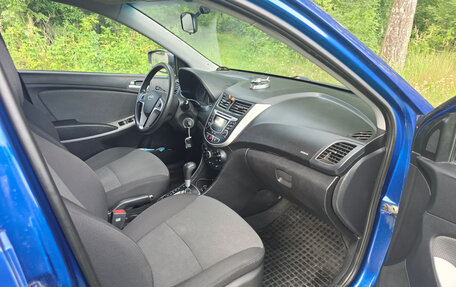 Hyundai Solaris II рестайлинг, 2011 год, 694 000 рублей, 11 фотография