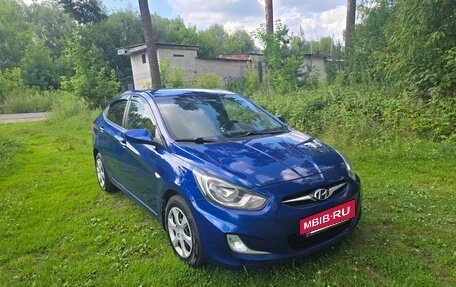 Hyundai Solaris II рестайлинг, 2011 год, 694 000 рублей, 8 фотография