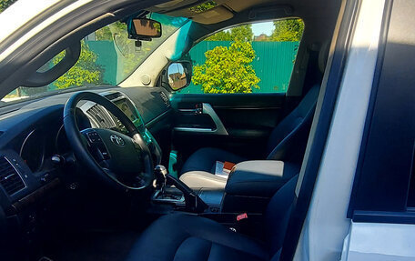 Toyota Land Cruiser 200, 2012 год, 3 400 000 рублей, 7 фотография