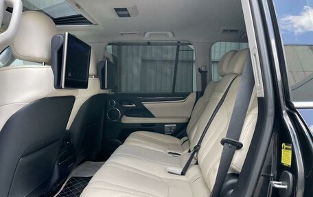 Lexus LX III, 2016 год, 7 999 000 рублей, 30 фотография