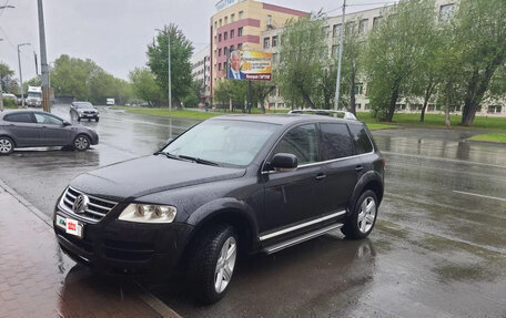 Volkswagen Touareg III, 2004 год, 950 000 рублей, 3 фотография