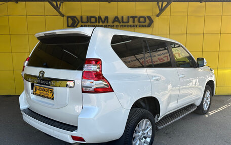 Toyota Land Cruiser Prado 150 рестайлинг 2, 2014 год, 2 650 000 рублей, 11 фотография