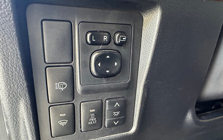 Toyota Land Cruiser Prado 150 рестайлинг 2, 2014 год, 2 650 000 рублей, 16 фотография