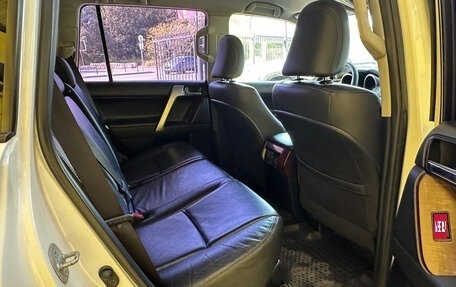 Toyota Land Cruiser Prado 150 рестайлинг 2, 2014 год, 2 650 000 рублей, 29 фотография