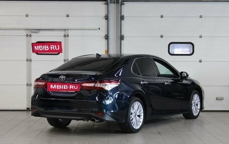 Toyota Camry, 2018 год, 2 667 000 рублей, 5 фотография