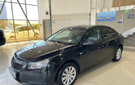 Chevrolet Cruze II, 2011 год, 799 900 рублей, 3 фотография