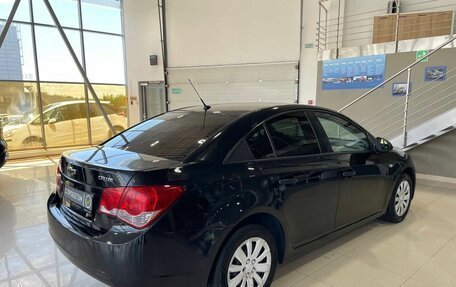 Chevrolet Cruze II, 2011 год, 799 900 рублей, 6 фотография